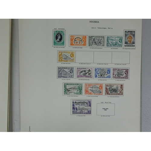 34 - Misc. Lots & Collections COMMONWEALTH Q.E.II fine mint coll. mainly complete sets including Falkland... 