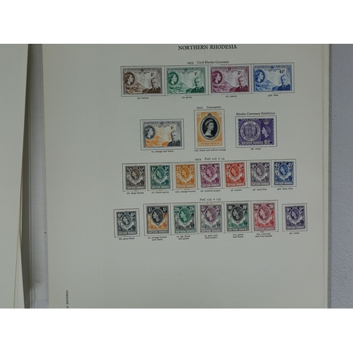 34 - Misc. Lots & Collections COMMONWEALTH Q.E.II fine mint coll. mainly complete sets including Falkland... 