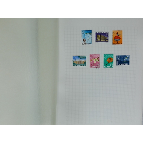 44 - Misc. Lots & Collections COMMONWEALTH Q.V to Q.E.II Commem. & Defin. mint & used coll. comprising of... 