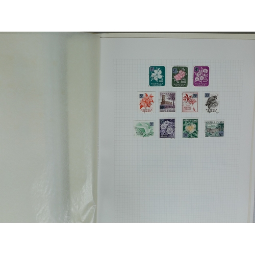 44 - Misc. Lots & Collections COMMONWEALTH Q.V to Q.E.II Commem. & Defin. mint & used coll. comprising of... 