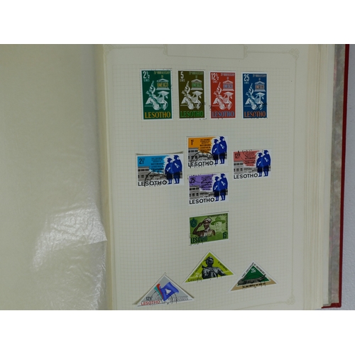 44 - Misc. Lots & Collections COMMONWEALTH Q.V to Q.E.II Commem. & Defin. mint & used coll. comprising of... 