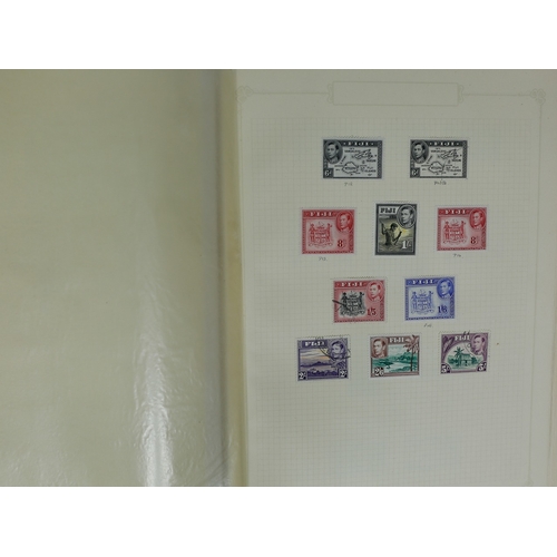 44 - Misc. Lots & Collections COMMONWEALTH Q.V to Q.E.II Commem. & Defin. mint & used coll. comprising of... 