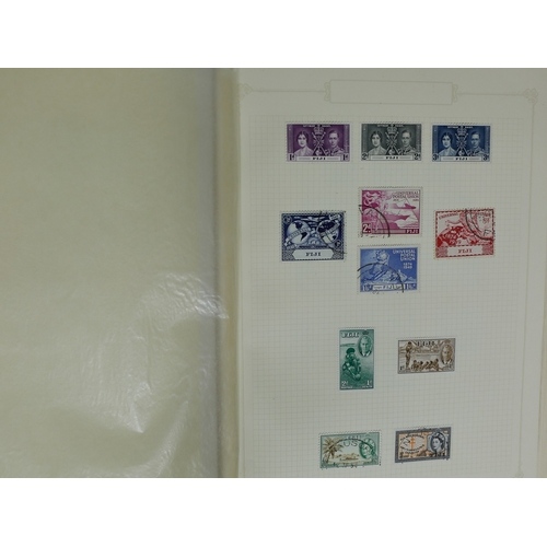 44 - Misc. Lots & Collections COMMONWEALTH Q.V to Q.E.II Commem. & Defin. mint & used coll. comprising of... 