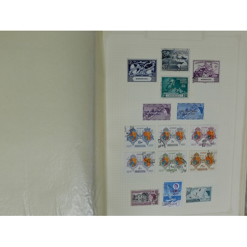 44 - Misc. Lots & Collections COMMONWEALTH Q.V to Q.E.II Commem. & Defin. mint & used coll. comprising of... 