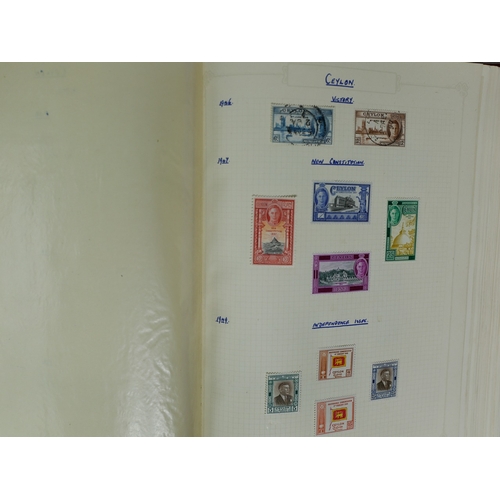 44 - Misc. Lots & Collections COMMONWEALTH Q.V to Q.E.II Commem. & Defin. mint & used coll. comprising of... 