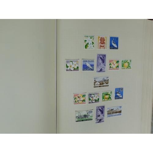 44 - Misc. Lots & Collections COMMONWEALTH Q.V to Q.E.II Commem. & Defin. mint & used coll. comprising of... 