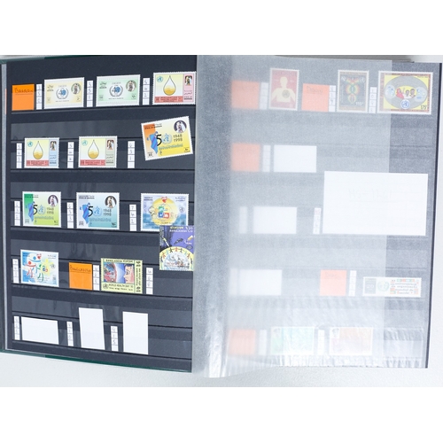 53 - Misc. Lots & Collections OMNIBUS W.H.O. 1966/2004 mint / mint unmtd. collection of sets, singles & M... 