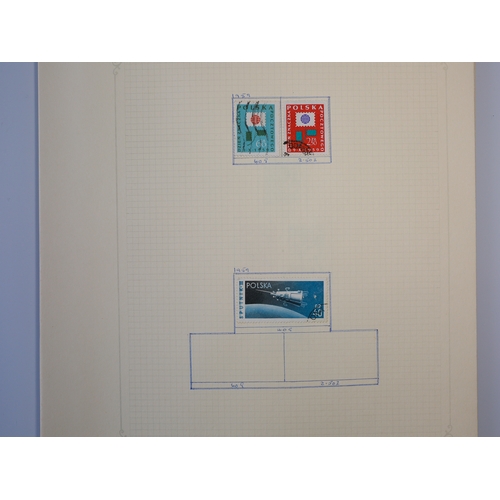 30 - Misc. Lots & Collections FOREIGN to approx. 1970's (varies by country) Commem. & Defin. mint & used ... 