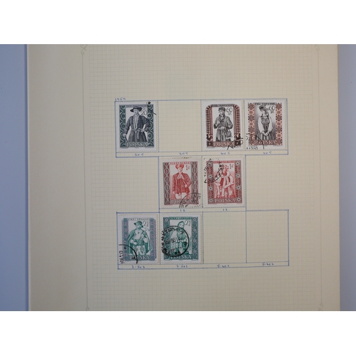 30 - Misc. Lots & Collections FOREIGN to approx. 1970's (varies by country) Commem. & Defin. mint & used ... 