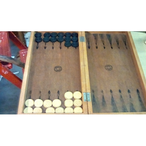 86 - Very Nice Large Vintage Backgammon Board with original pcs