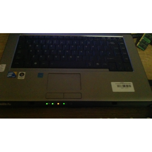 323 - toshiba satelitte pro l300 windows 8