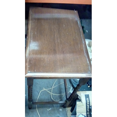 66 - barley twist oak hall table 60cm/38/68 high