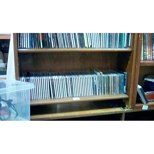 159 - Shelf of CDS