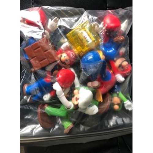 477 - GOOD BAG OF SUPER MARIO FIGURES