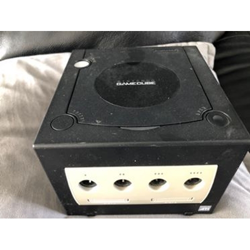 479 - GAMECUBE NO LEADS BUT GUARANTEED WORKING