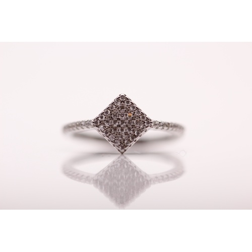 35 - LOVELY NEW LADIES 925 SILVER RING, SET WITH CRYSTALS, RING SIZE- M DIAMOND SHAPE WITH PRESENTATION P... 