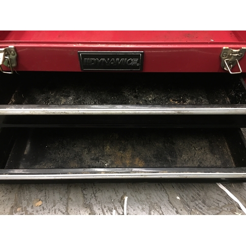 86 - CRACKING DYNAMIC TWO DRAWER CLIPPED LID METAL TOOL BOX