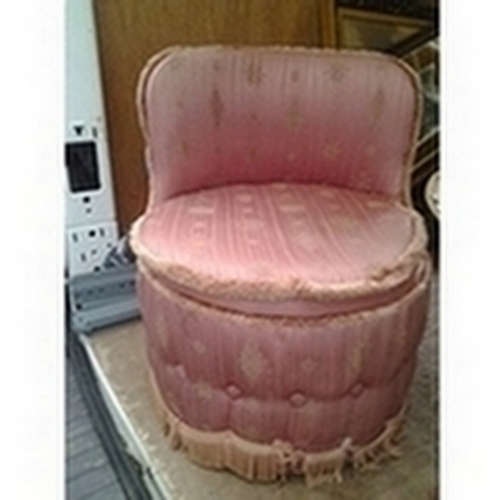 332 - NICE VINTAGE PINK MATERIAL BEDROOM DRESSING CHAIR