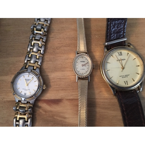 310 - COLLECTION OF THREE SECONDA WATCHES