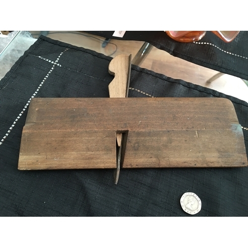 116 - CRACKING ANTIQUE THIN PLANE