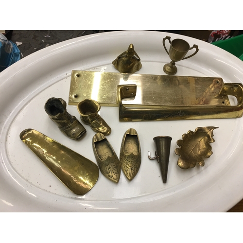 135 - NICE COLLECTION OF BRASS LETTER PLATE,SHOES, CANDLE SNUFFER ETC ETC