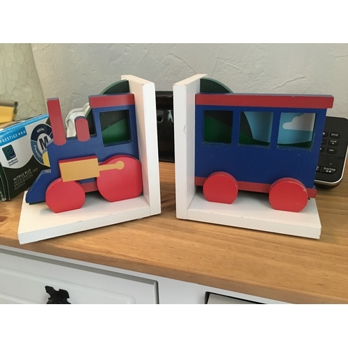 222 - PAIR OF KIDS WOODEN BOOK ENDS