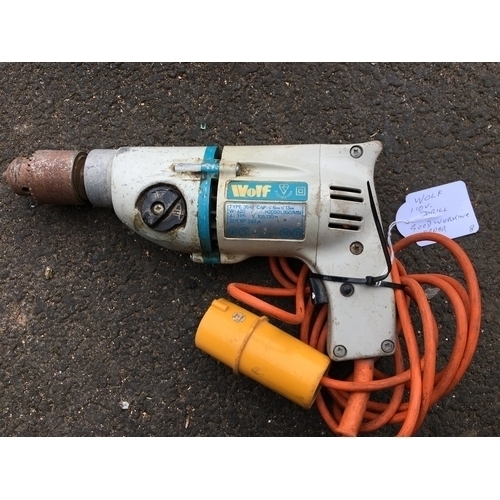 237 - CRACKING WOLF 110 VOLT DRILL IN GOOD WORKING ORDER ALL POWER TOOLS ARE IN GOOD WORKING ORDER