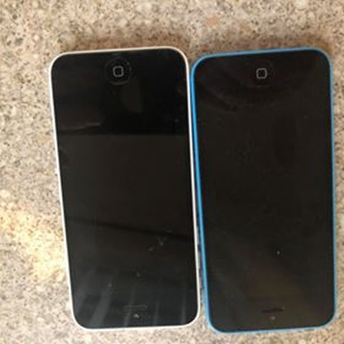 411 - TWO IPHONES SPARES OR REPAIRS