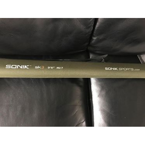 416 - FANTASTIC SONIK FLY ROD AS NEW WITH COVER 9' 6'' COST £100 GRAB A BARGAIN