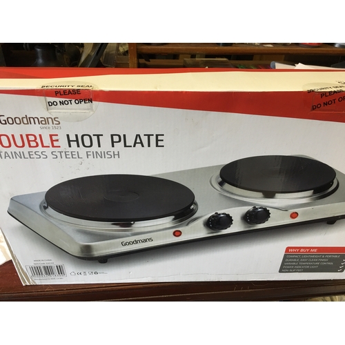 64 - NEW BOXED GOODMANS DOUBLE HOT PLATE