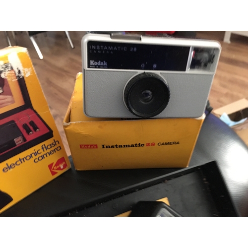 279 - TWO BOXED KODAK CAMERAS FEATURING
EKTRALITE 450 AND INSTAMATIC 28