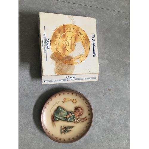 349 - BOXED HUMMEL/GOEBEL SMALL PLATE