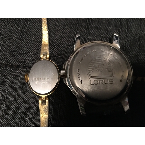 415 - FOUR GOOD WATCHES A VINTAGE TIMEX, LORUS FACE WORKING PRESUMED REPLICA A GUCCI AND CALVIN KLINE ALSO... 