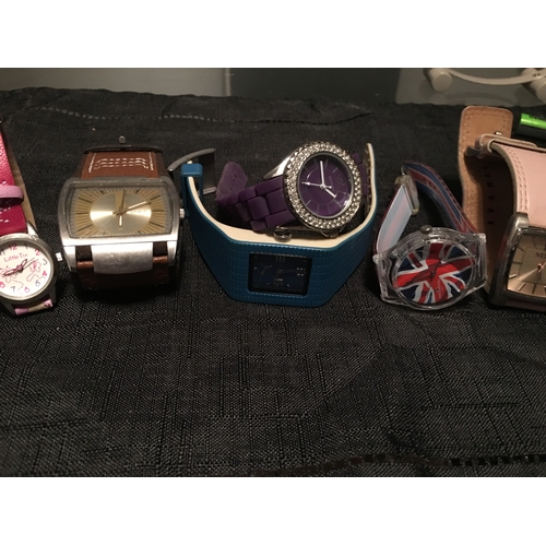 419 - SELECTION OF SIX WATCHES INCLUDING SECONDA AND PUMA