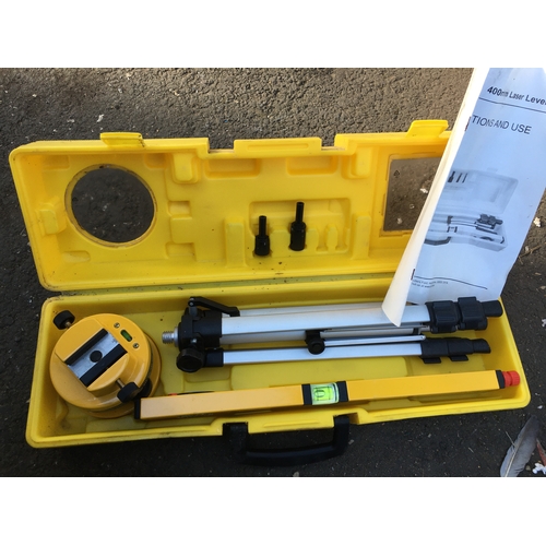 224 - NEW BOXED 400M.M LASER LEVEL KIT