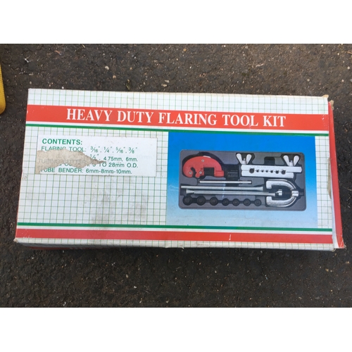 271 - NEW BOXED HEAVY DUTY FLARING TOOL KIT