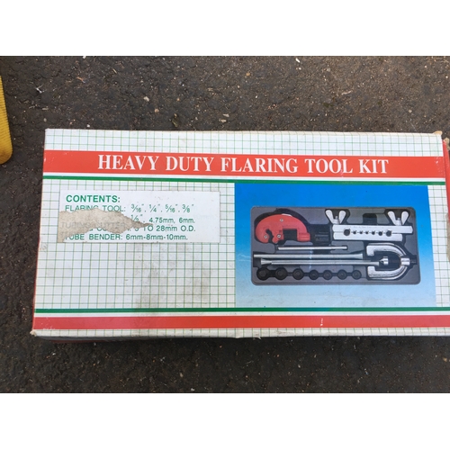 271 - NEW BOXED HEAVY DUTY FLARING TOOL KIT