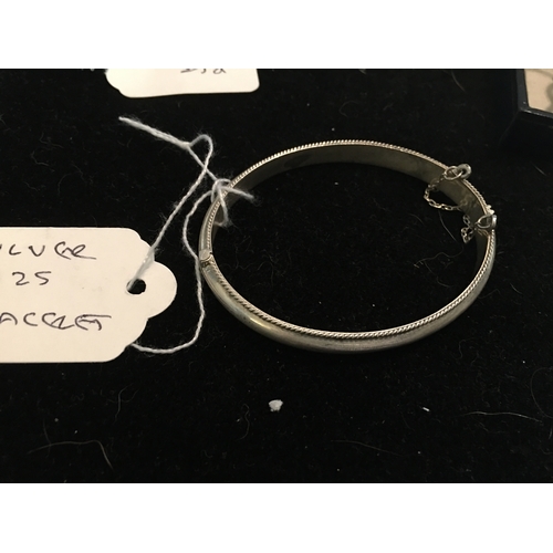 100G - LOVELY SILVER BRACELET