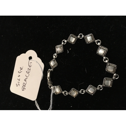 100P - LOVELY SILVER BRACELET