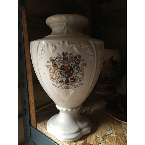 66 - LOVELY TALL ROYAL CAULDON ROYAL COMMEROTIVE VASE