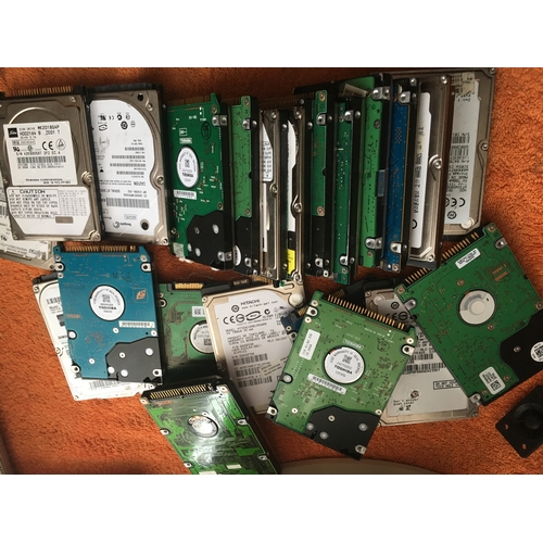 142 - COLLECTION OF 26 LAPTOP HARD DRIVES