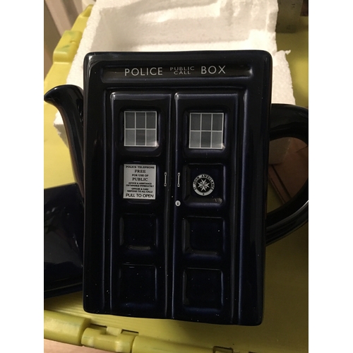 118 - NEW BOXED BBC DOCTOR WHO TARDIS CERAMIC TEA POT RRP £24.99