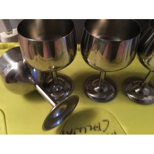 200G - LOVELY SET OF FOUR GOBLETS