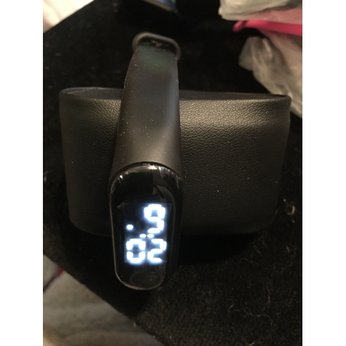 4 - NEW DIGITAL WATCH IN BLACK