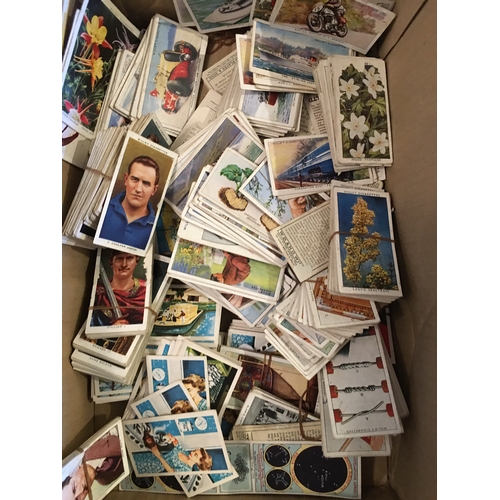 6 - VERY LARGE COLLECTION OF VINTAGE CIGARETTE CARDS, INCLUDING, TRANSPORT,FOOTBALL AND MUCH MUCH MORE