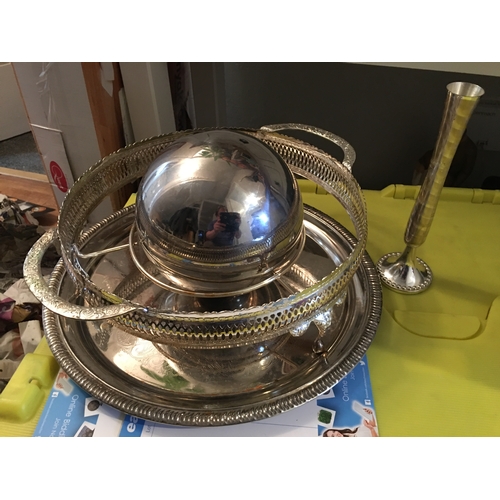 42 - PLATED TRAY BASKET HOLDER AND SILVER BALL