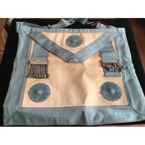 48 - MASONIC APRON