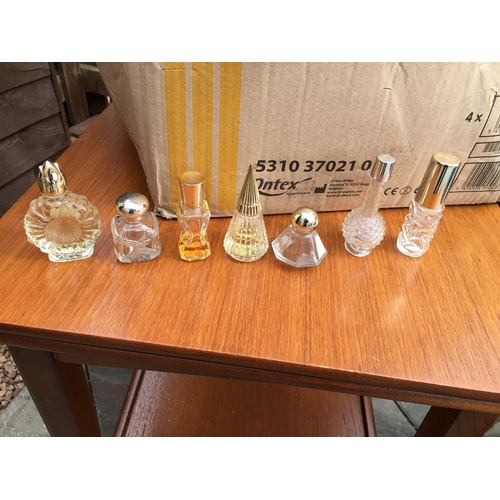 46 - GREAT SELECTION OF VINTAGE PERFUME BOTTLES INCLUDING AVON