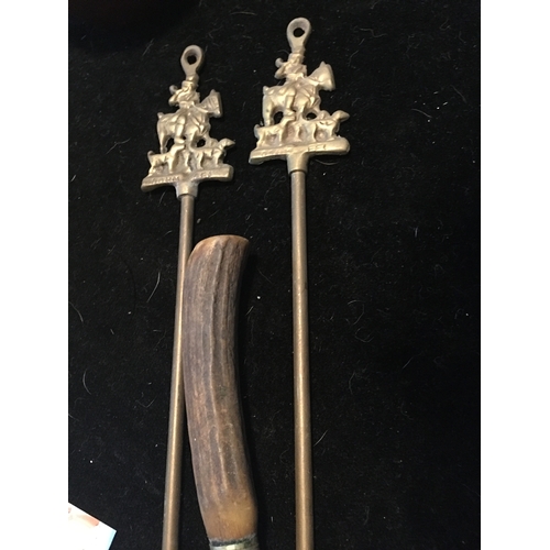 153 - TWO BRASS TOASTING FORKS AND TWO HORN HANDLES