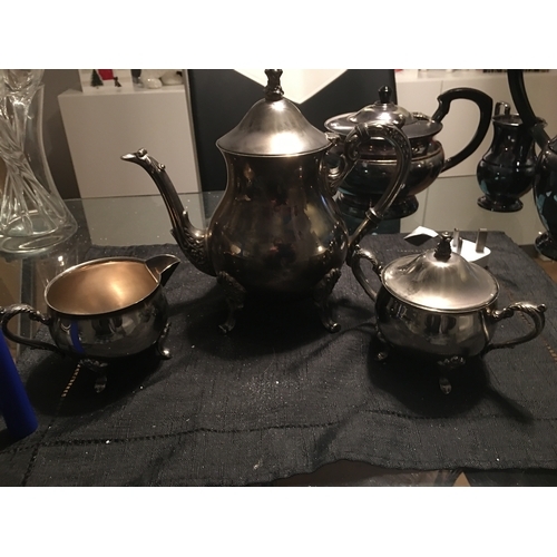 25 - LOVELY PLATED TEA SET COMPRISING TEA POT,  SUGAR AND CREAM